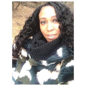 Meet your Posher, Nadia